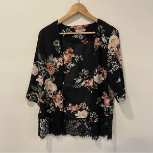 Dex floral kimono cardigan size small lace trim black 70’s flowy boho